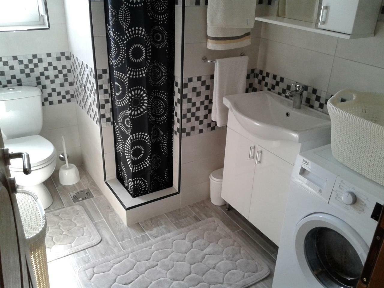 Zecirovic Mnebar Apartamento Exterior foto